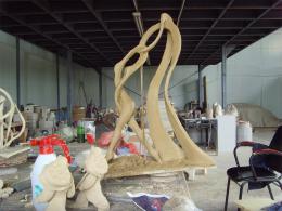 hj1712 不銹鋼雕塑—舞 小稿_青島國(guó)際服裝城不銹鋼雕塑、石雕、玻璃鋼雕塑_濱州宏景雕塑有限公司