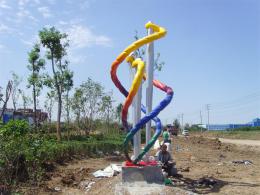 hj1738 不銹鋼雕塑-針線之魅_青島國際服裝城不銹鋼雕塑、石雕、玻璃鋼雕塑_濱州宏景雕塑有限公司